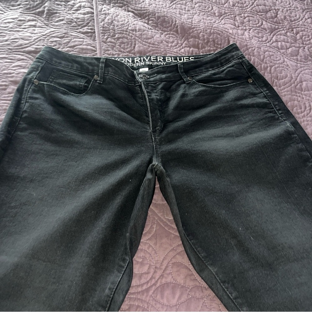 Canyon River Blues Womens Jeans Size 14 Black Modern Skinny Fit Denim